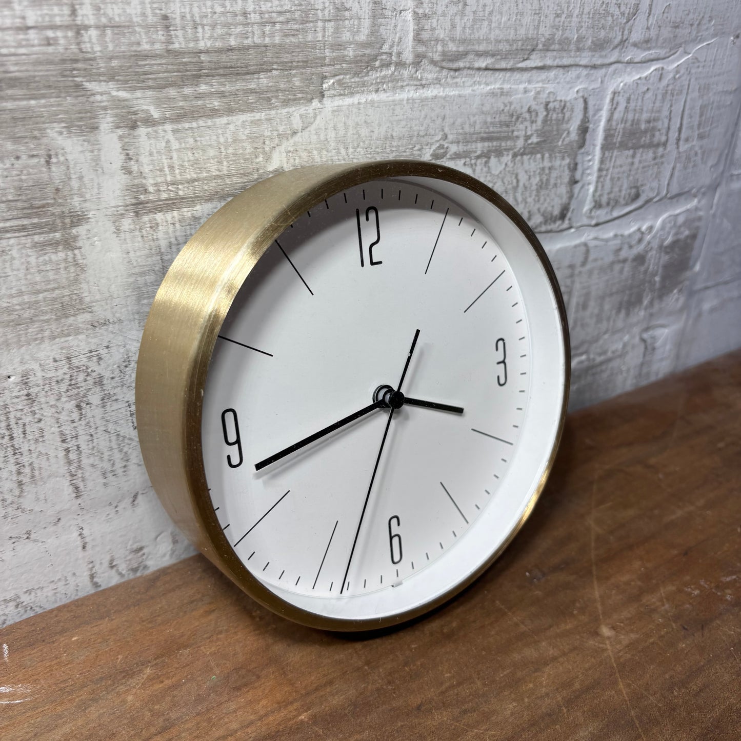 Small Gold Round Modern Clock