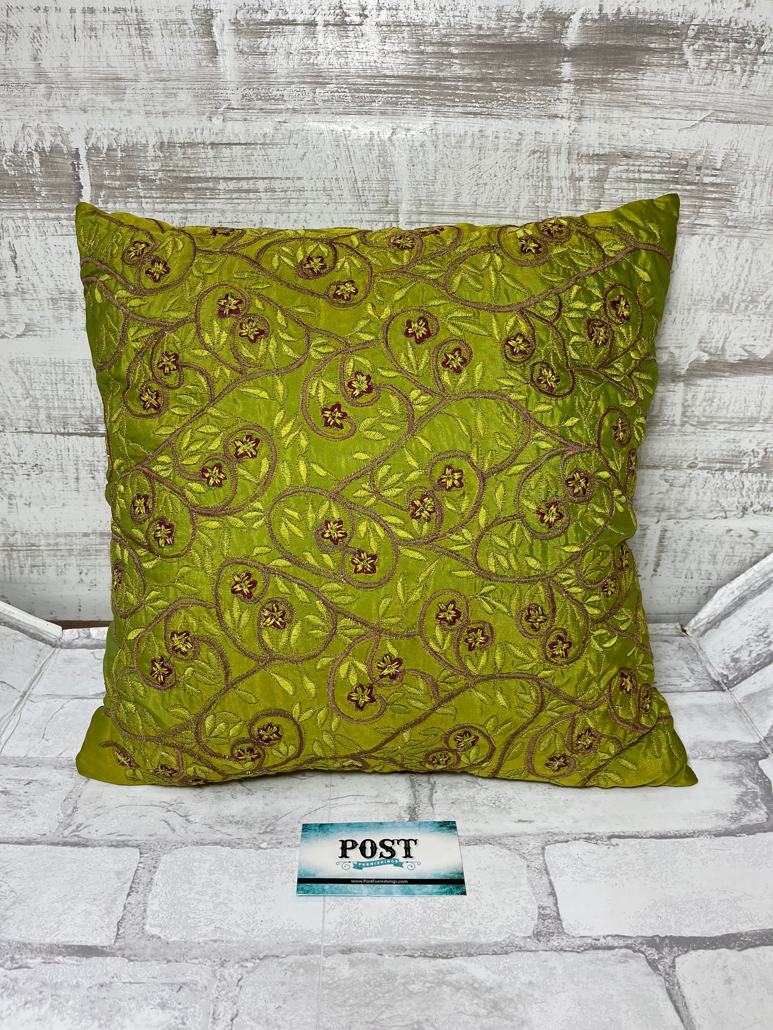 Sparkly Leaf Silk Green Throw Pillow