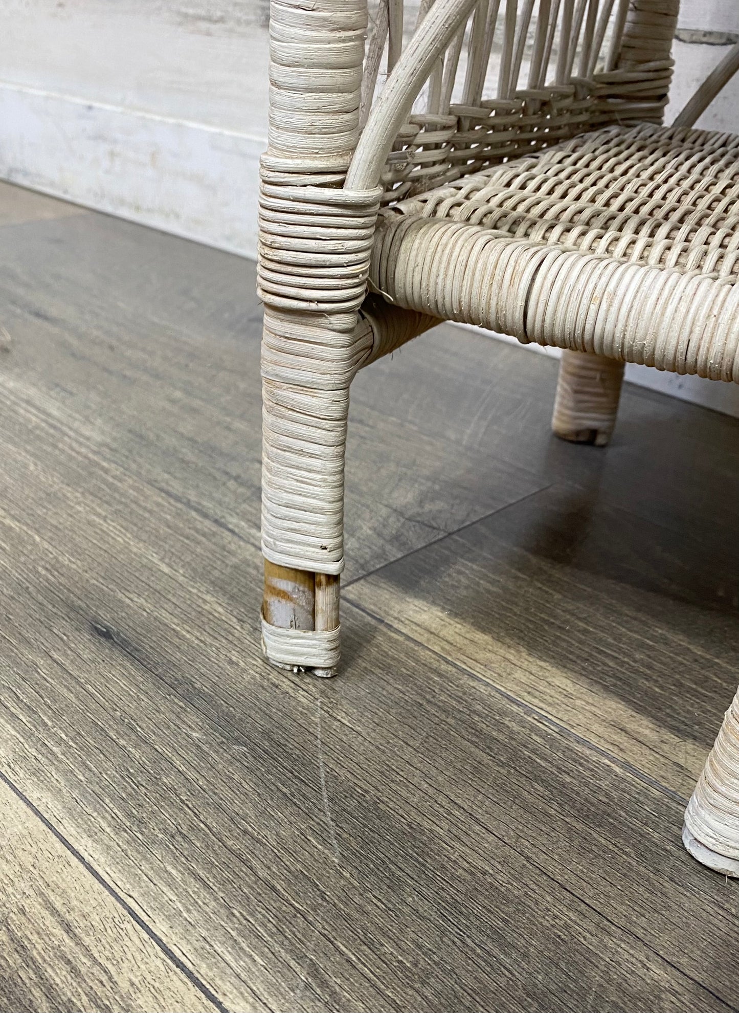 Vintage Wicker White Shelf