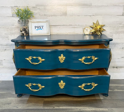 French Provincial Drexel Dresser
