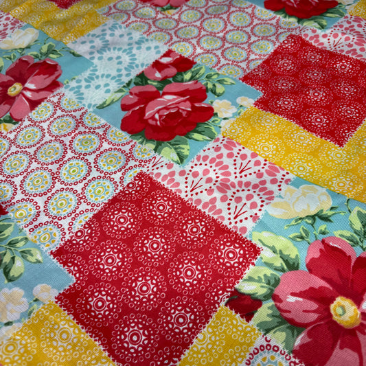 Pioneer Women Patchwork Floral Table Cloth