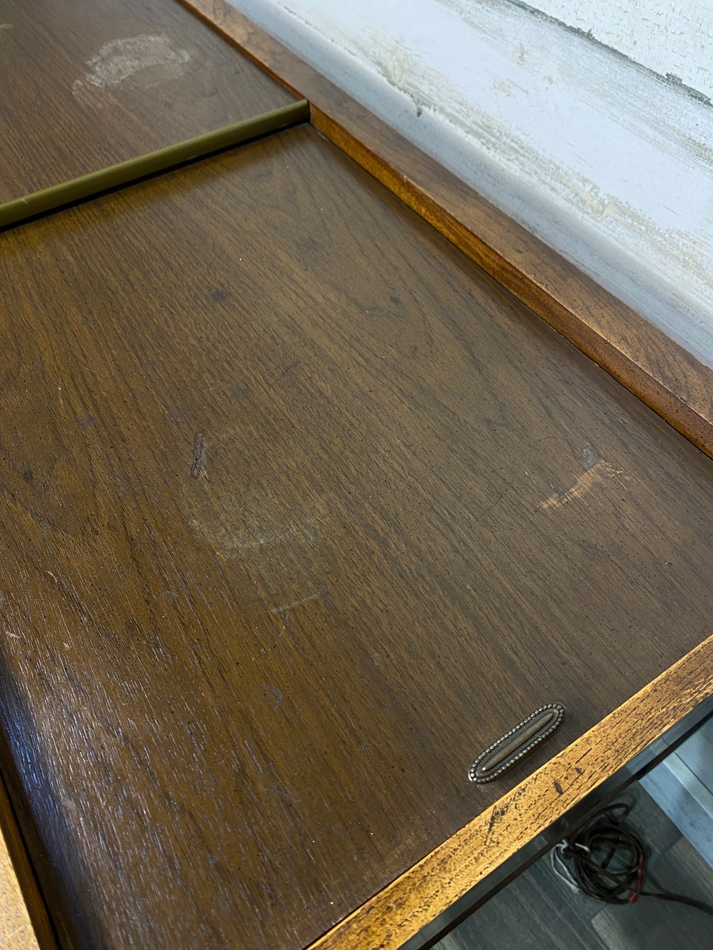 Vintage Magnavox Record/ Radio Cabinet