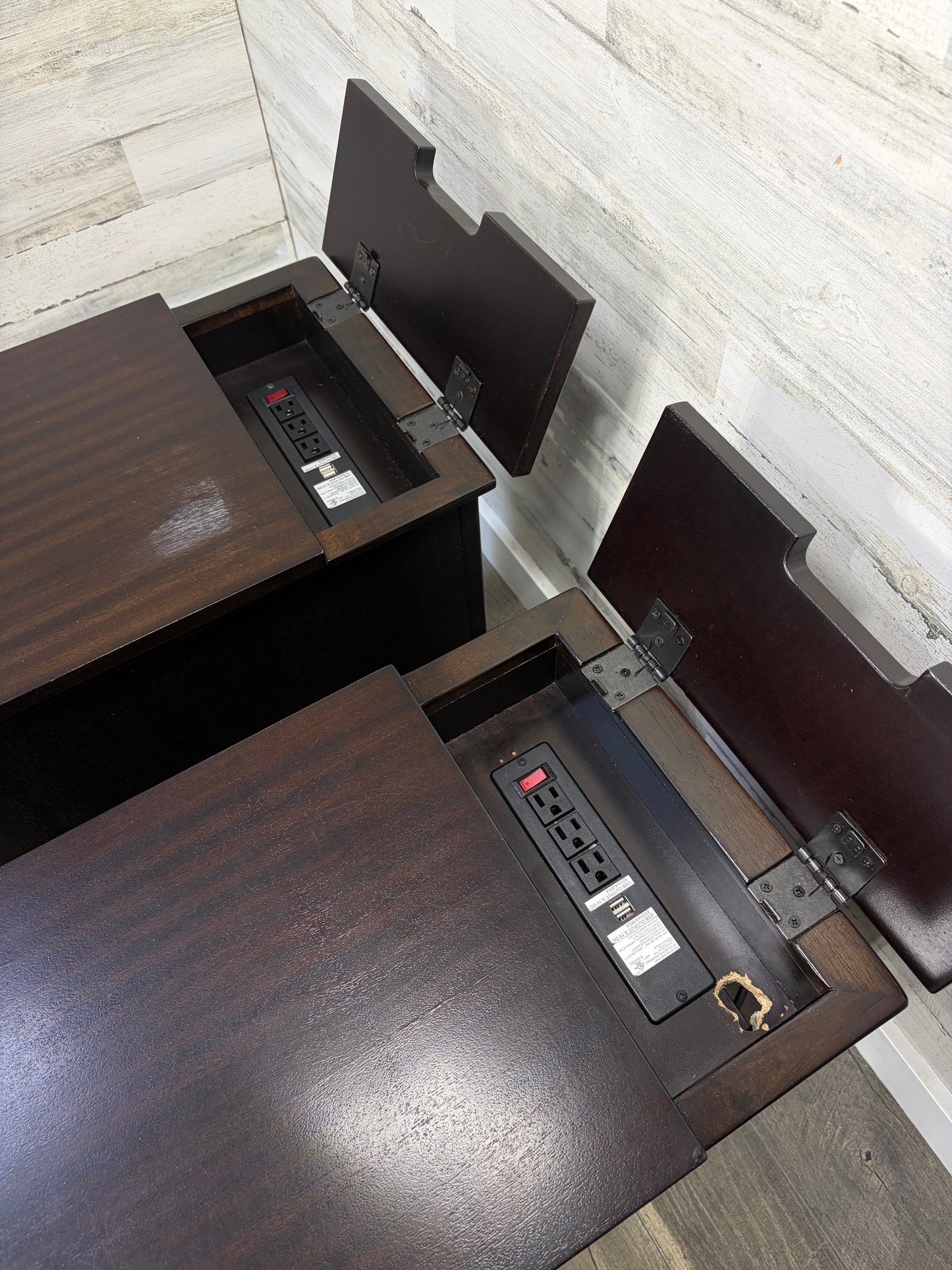 Set Of 2 Power End Tables/ Nightstands