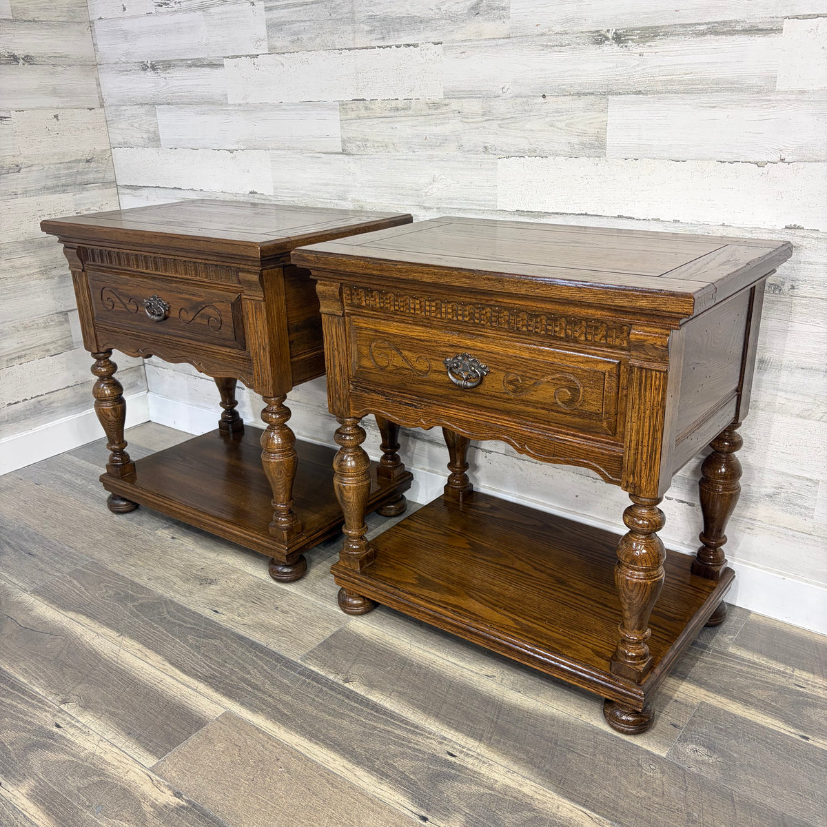 Set Of 2 Ethan Allen Royal Charter Nighstands