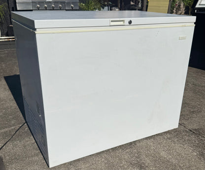 Kenmore Deep Chest Freezer W/ Key