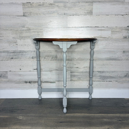 Small Entryway Table / Plant Stand