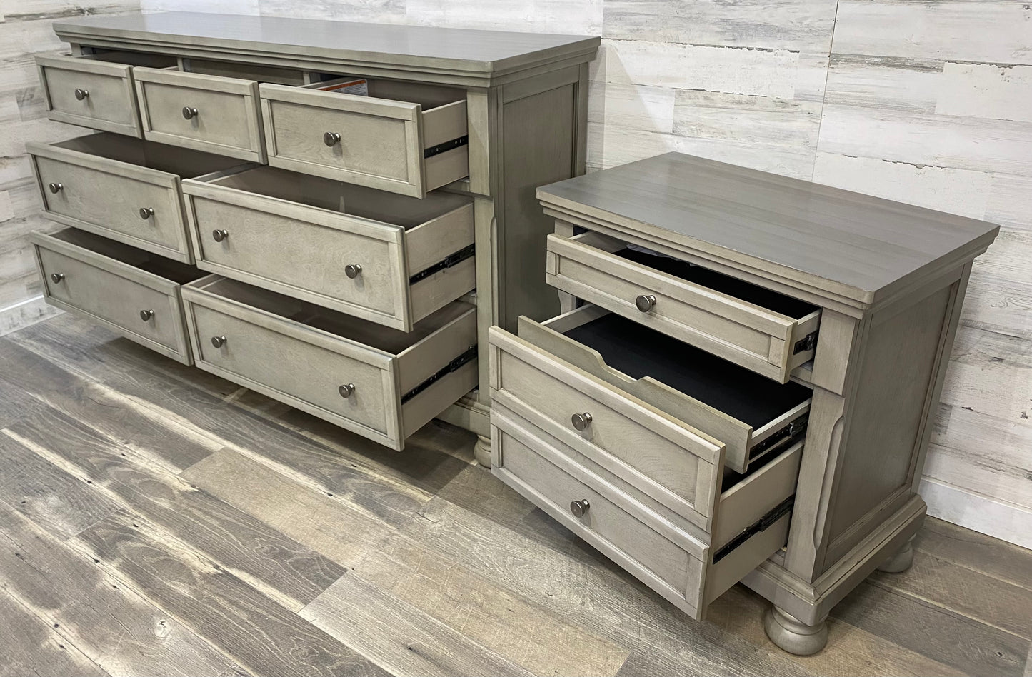 Rustic Gray Dresser & Nightstand Set