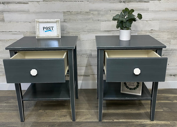 Set Of 2 Dark Gray Nightstands