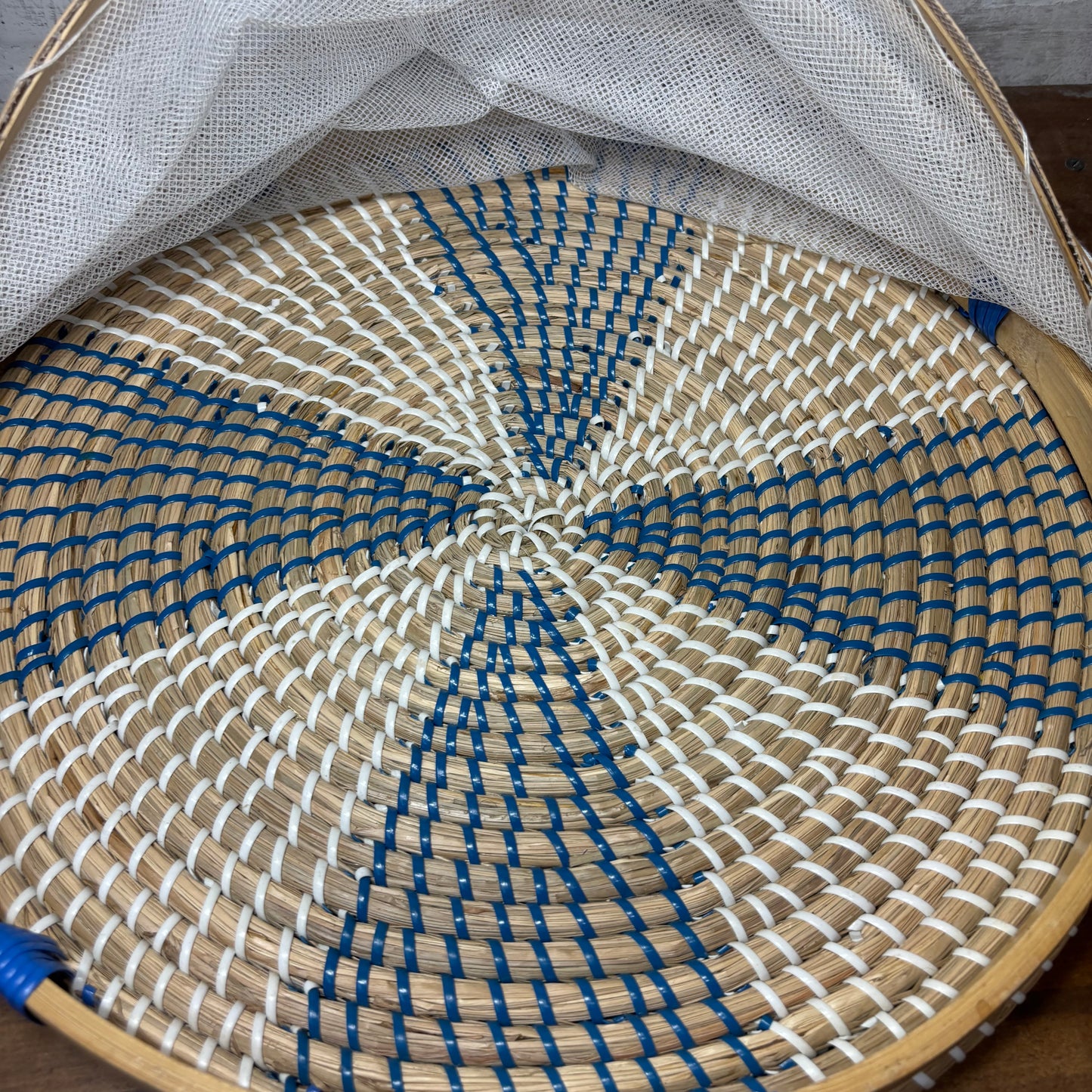 Woven Food Tent Basket Tray