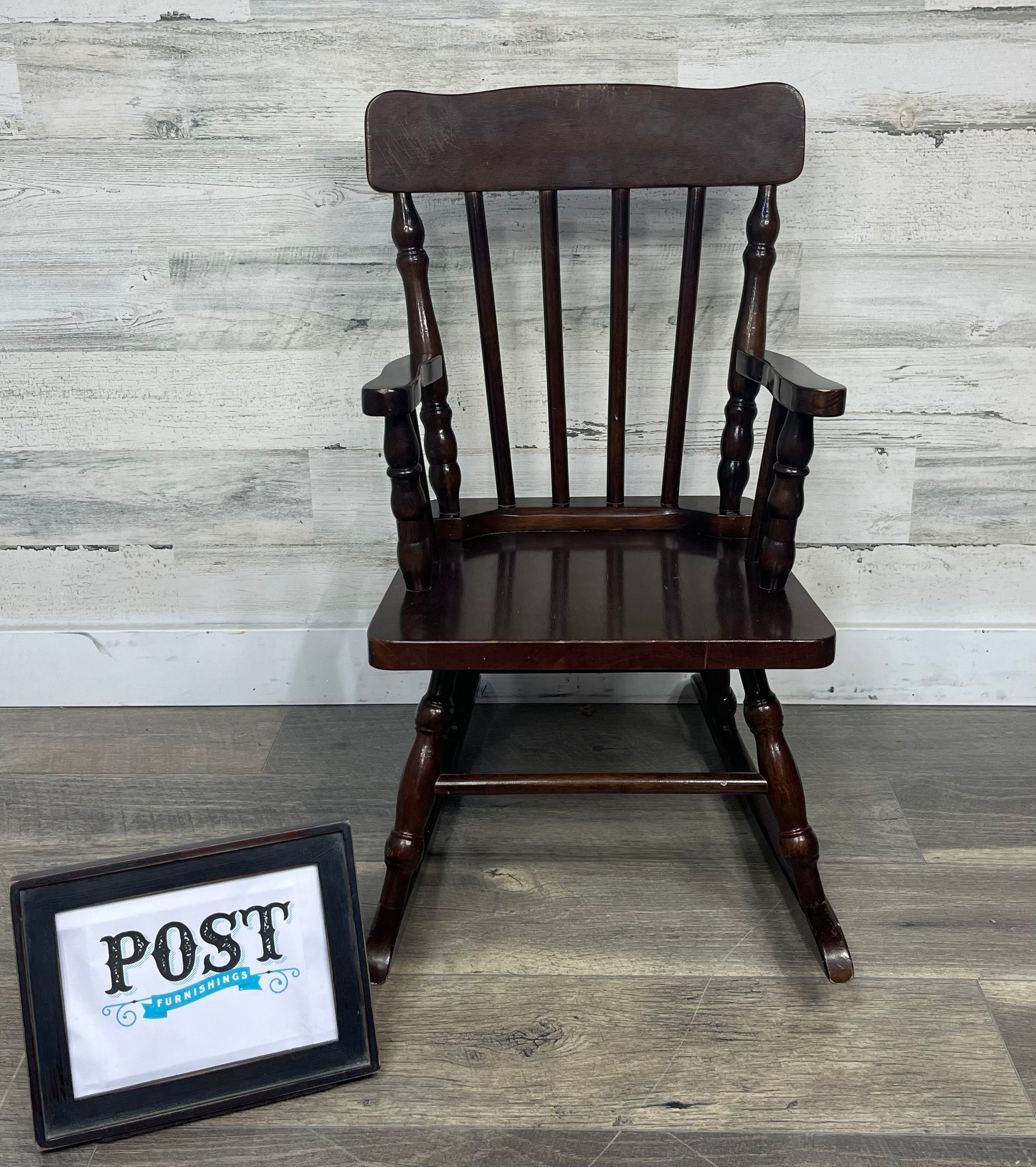 Chairs Post Furnishings
