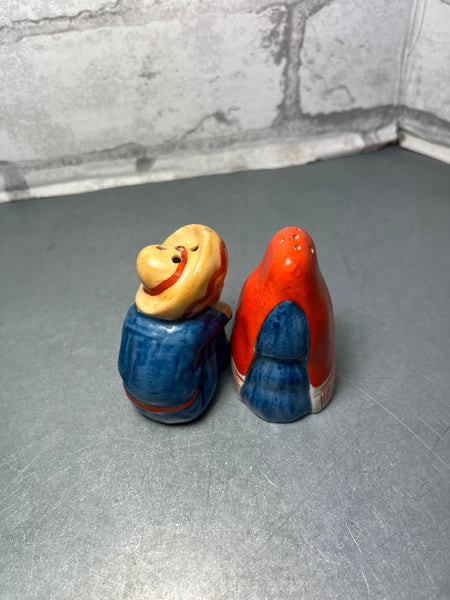 Vintage Mexico Lady and Man Salt And Pepper Shakers