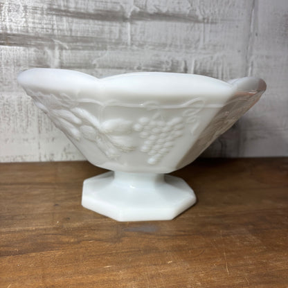 Vintage Anchor Hawking Milk Glass Grapevine Bowl
