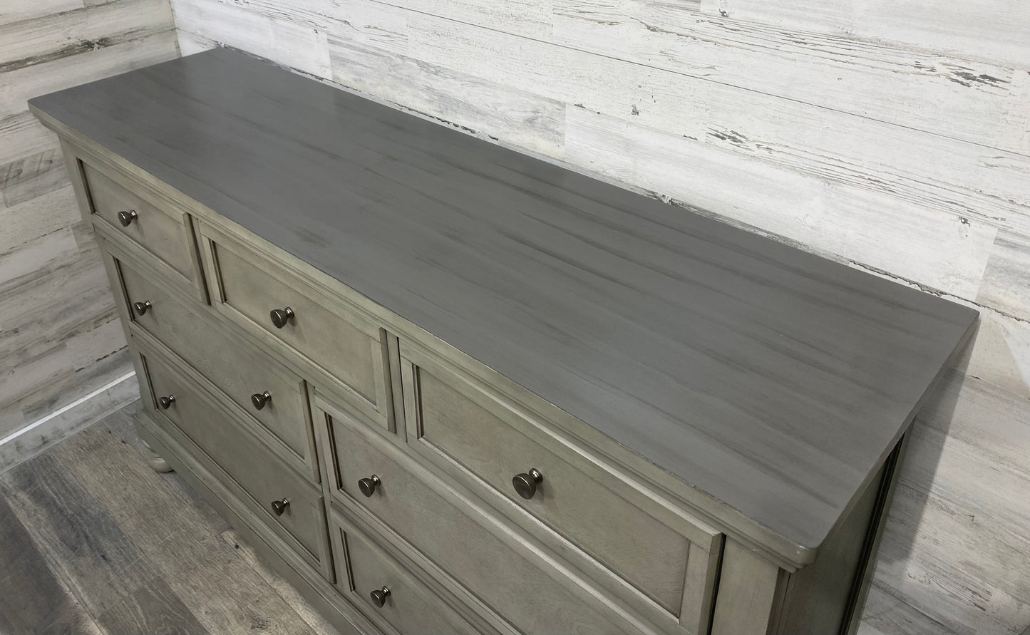 Rustic Gray Dresser & Nightstand Set