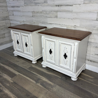 Set Of 2 White Farmhouse Nightstands
