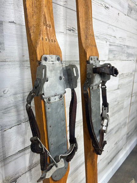 Antique Wood Groswold Skis & Boots 1920-1940’s