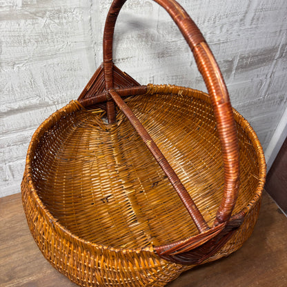 Vintage Hand-Woven Wicker Basket W/ Handle