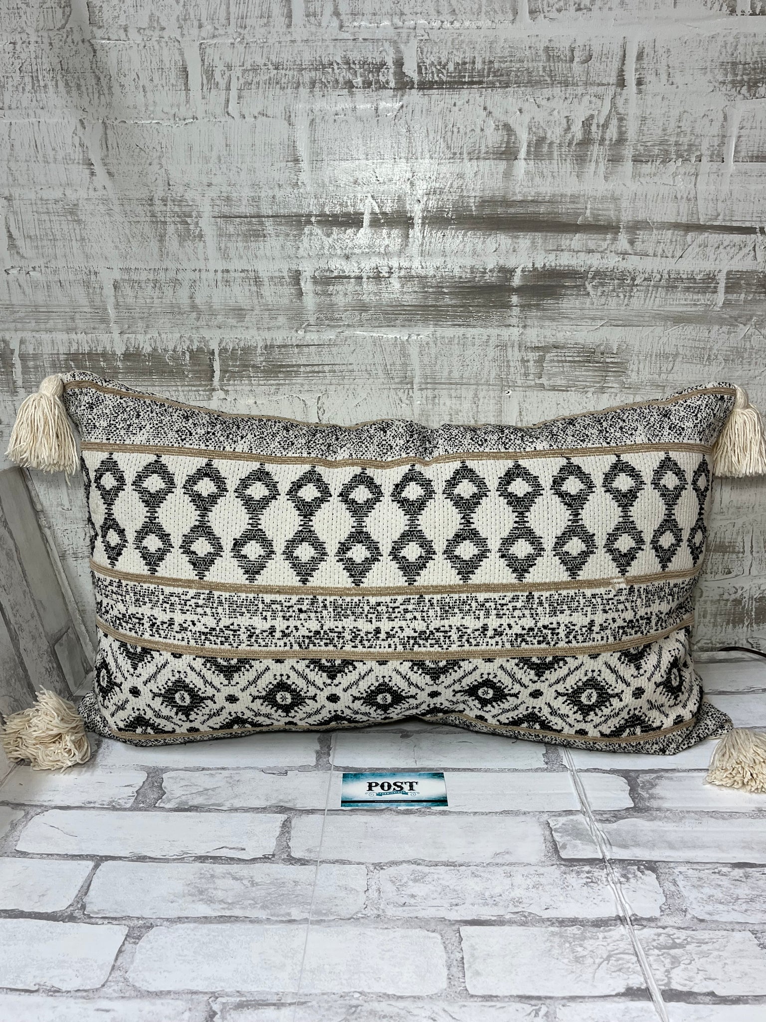 Geometric Lumbar Pillow