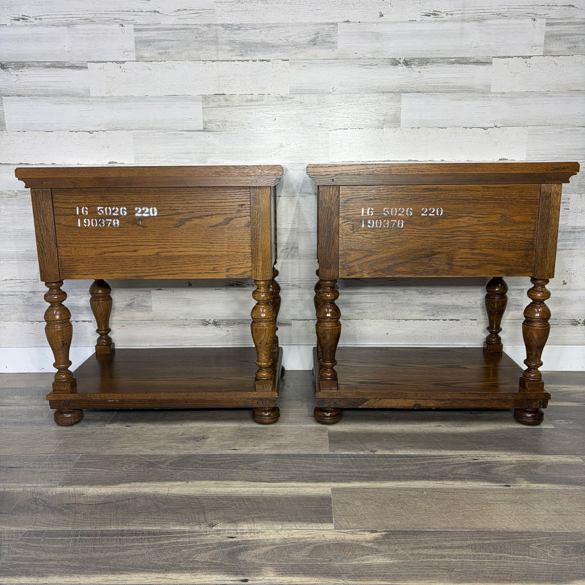 Set Of 2 Ethan Allen Royal Charter Nighstands