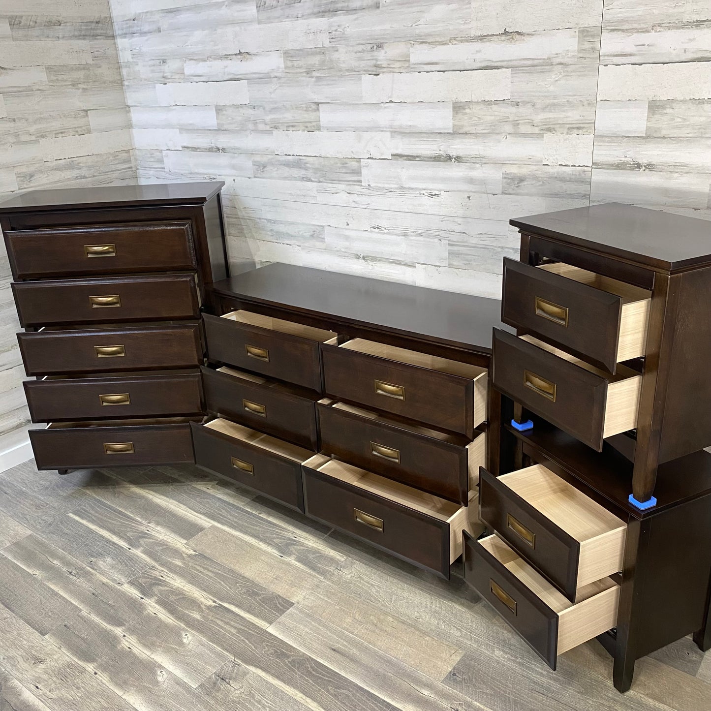 4pc Bedroom Dresser Set