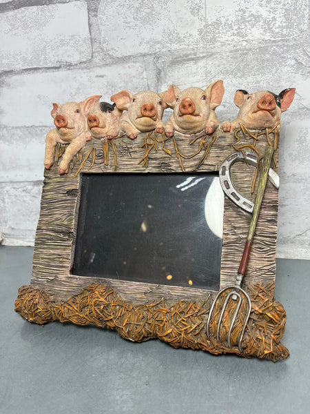 Rustic Pig Farmhouse Picture Frame