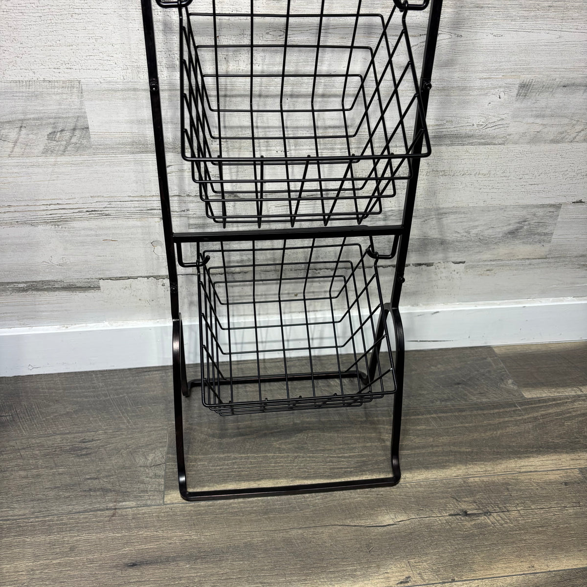 Freestanding Three Tier Metal Market Basket Storage Stand