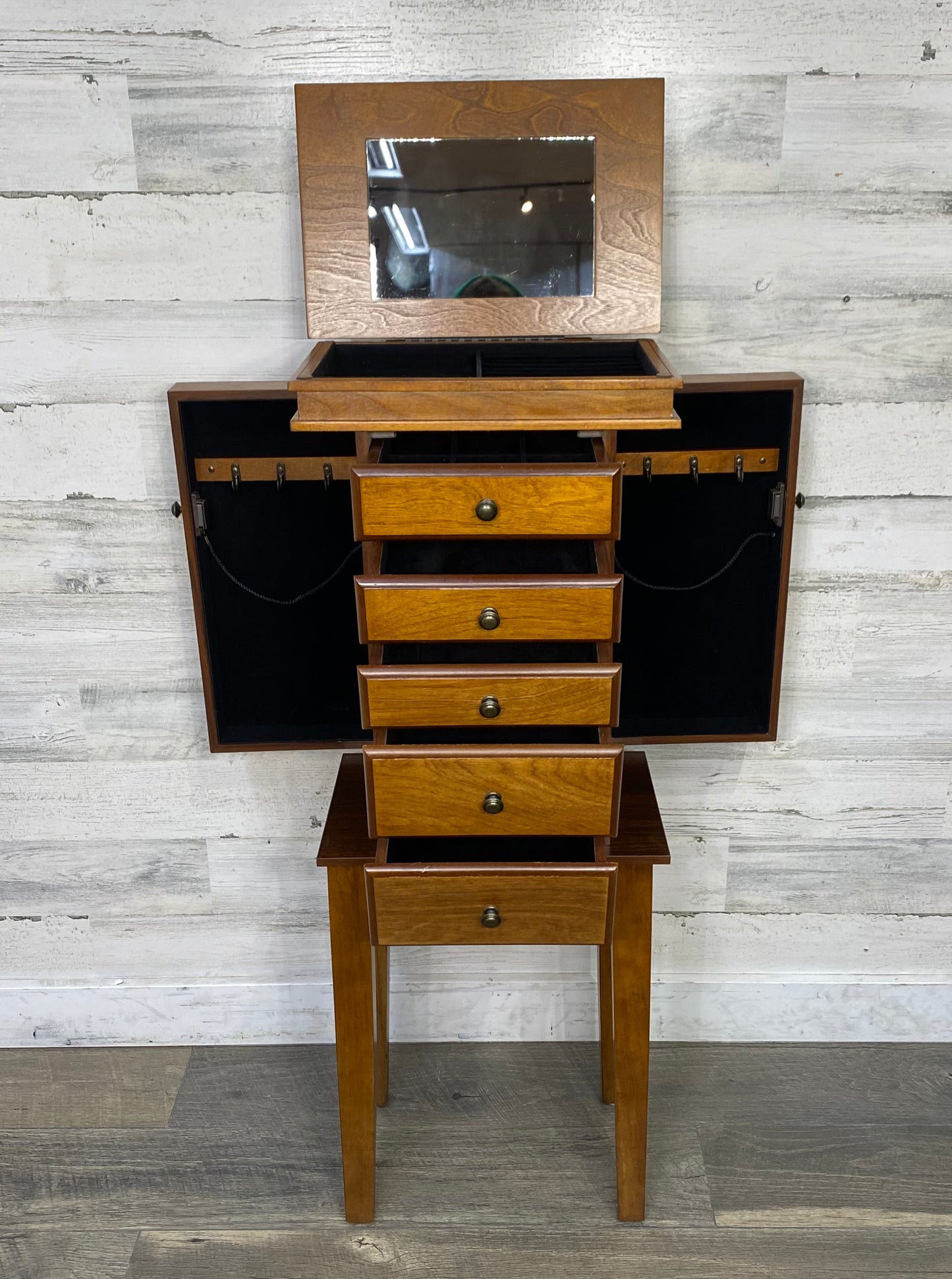 Standing Jewelry Box Dresser