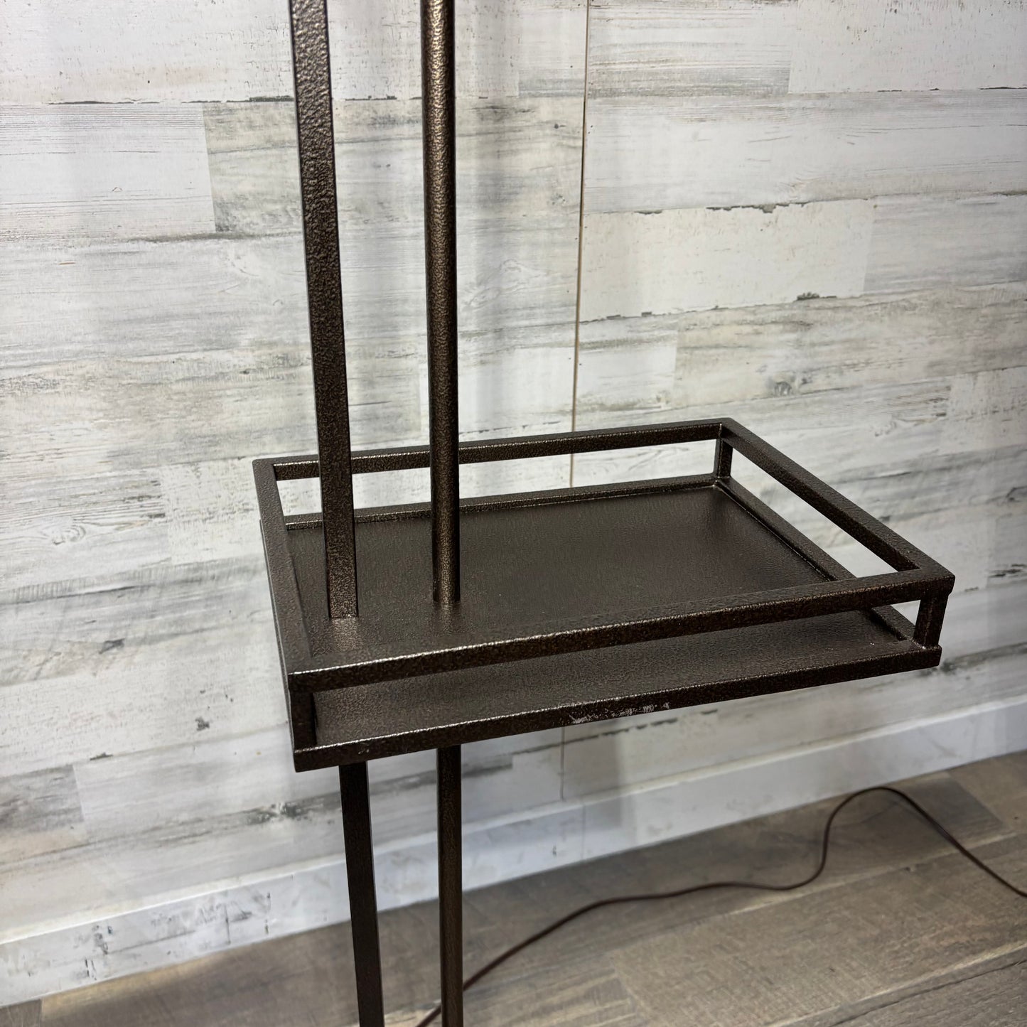 Floor Lamp W/ Built In End Table