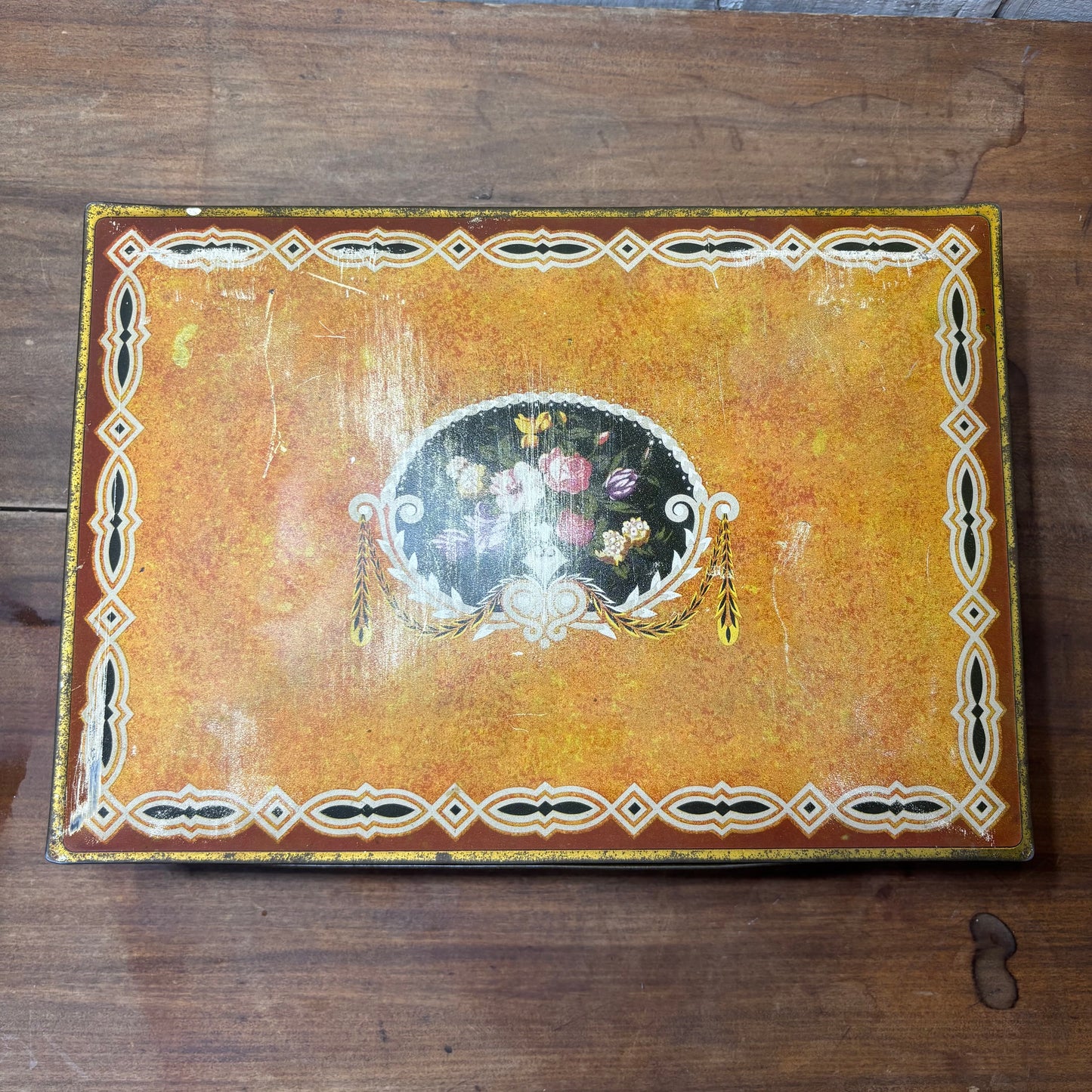 Antique Uneeda Nabisco Biscuit Tin