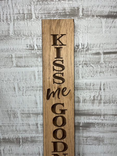 “Kiss Me Goodnight” Wall Decor