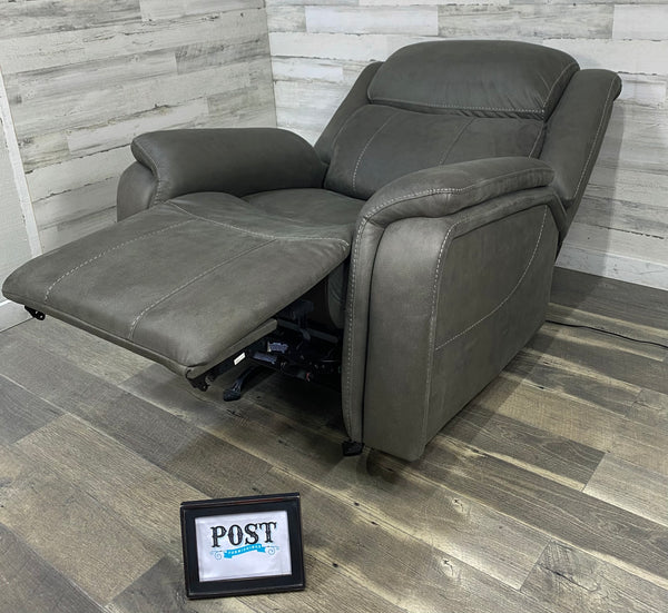 BarcaLounger Power Recliner Chair