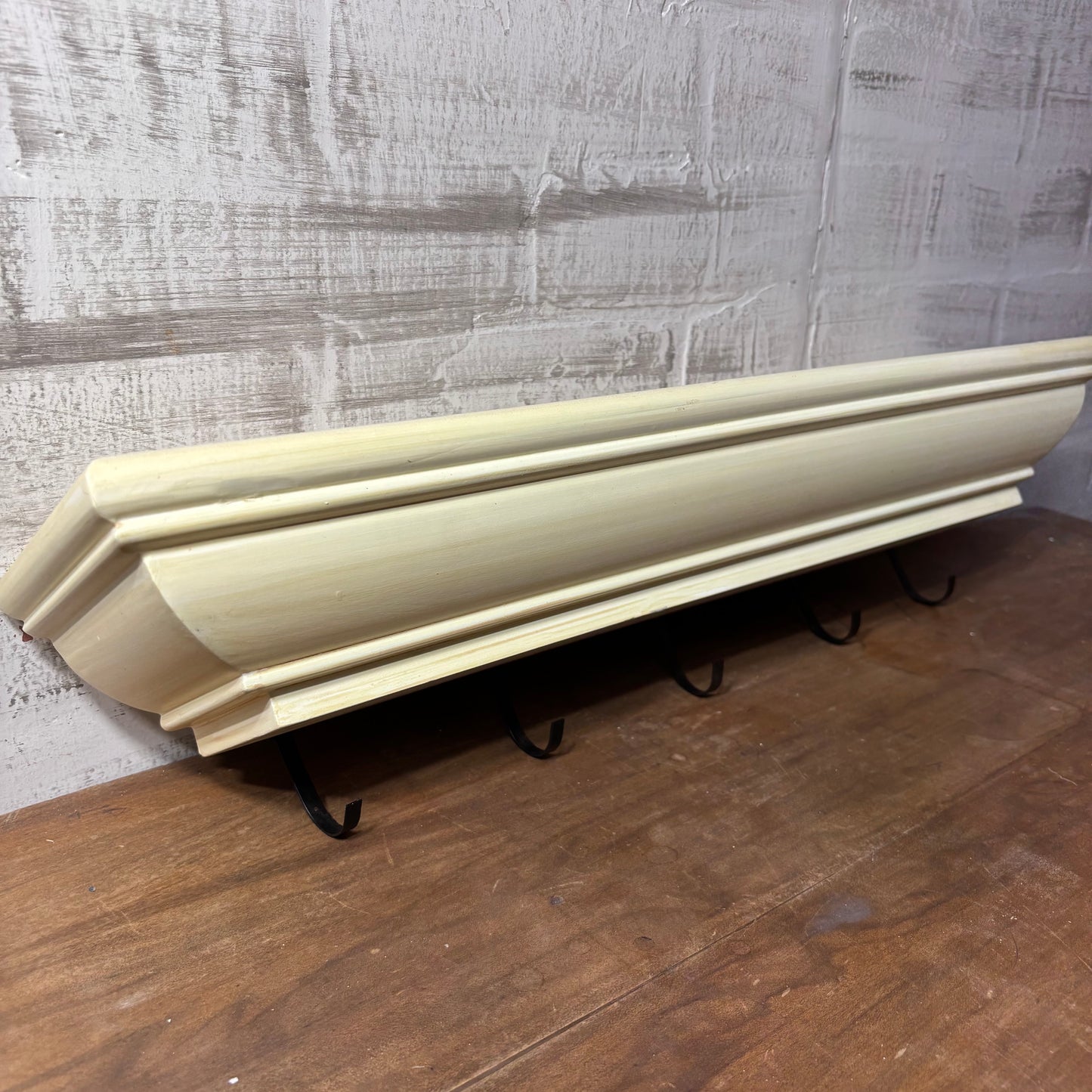 Hanging Wall Shelf W/ Five Hooks