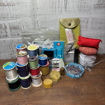 Vintage Thread Pins Buttons Bundle Lot