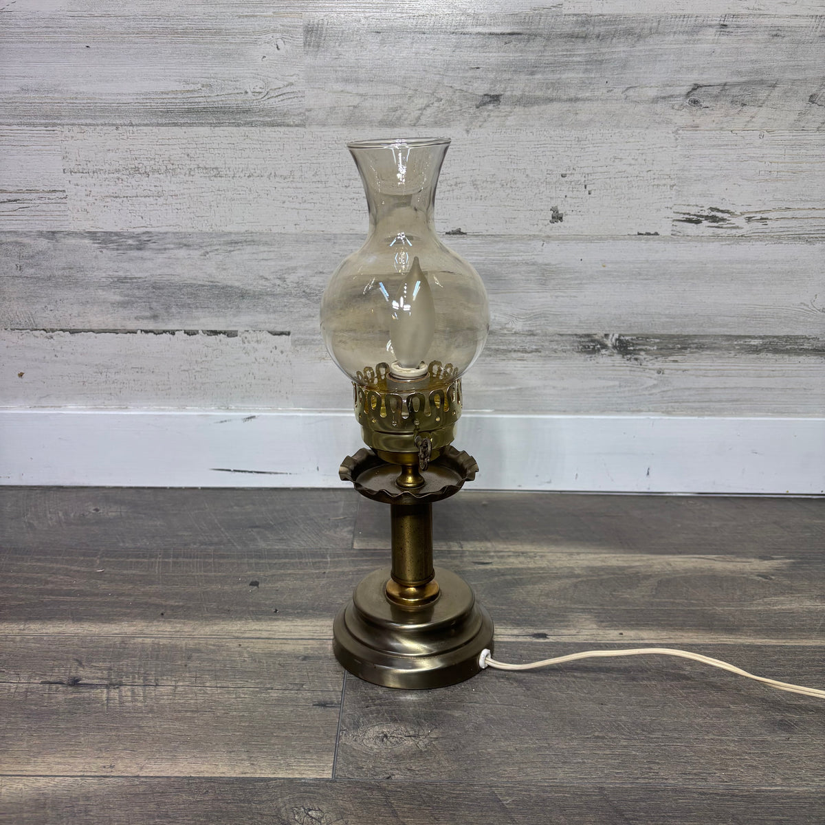 Vintage Style Gold Tone Amber Glass Electric Hurricane Lamp