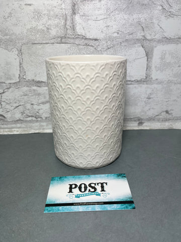 Ceramic White Textured Pot/ Vase