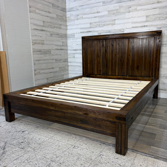 Rustic Wood Queen Bedframe