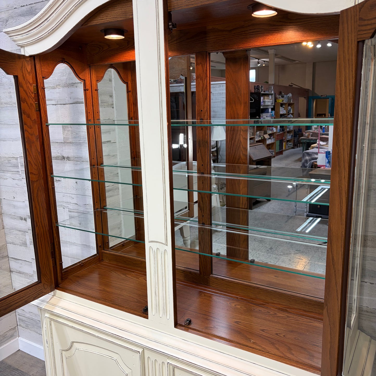 Cream 2pc China Hutch