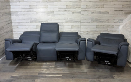 Leather Flexsteel “Sawyer” Power Reclining Sofa & Chair Set