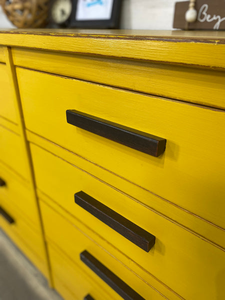 Yellow 8 Drawer Dresser