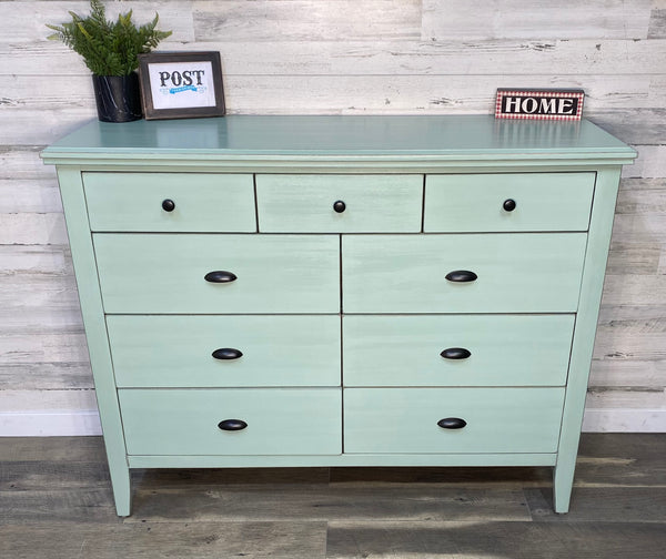 Large 9 Drawer Dresser