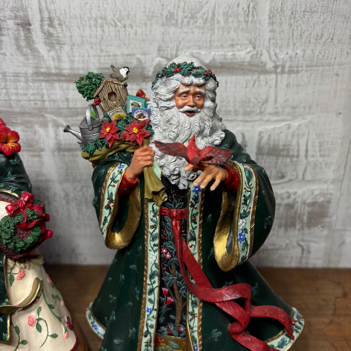 Danbury Mint Natures Santa & Mrs.Claus