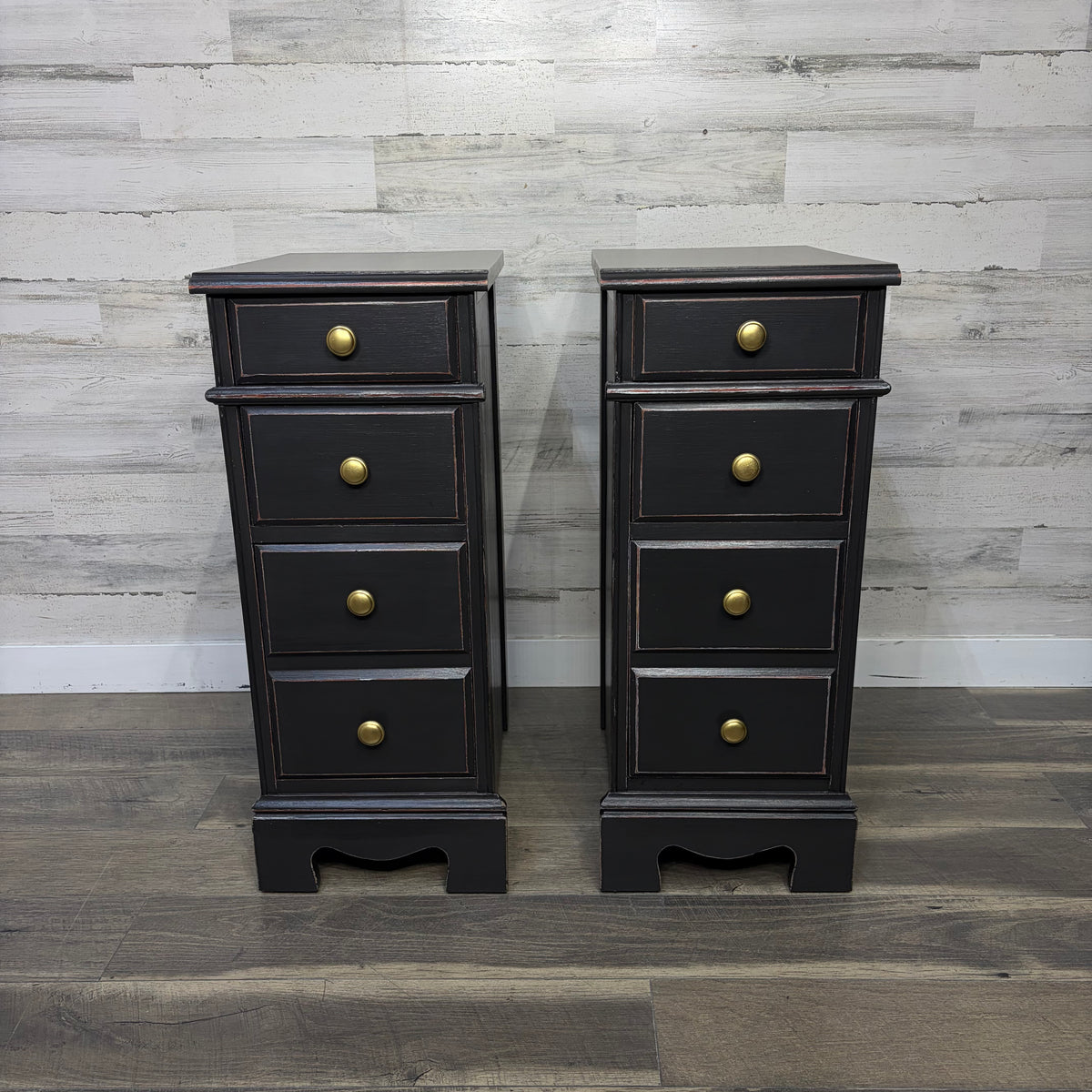 Matching Set Of 2 Black Nightstands