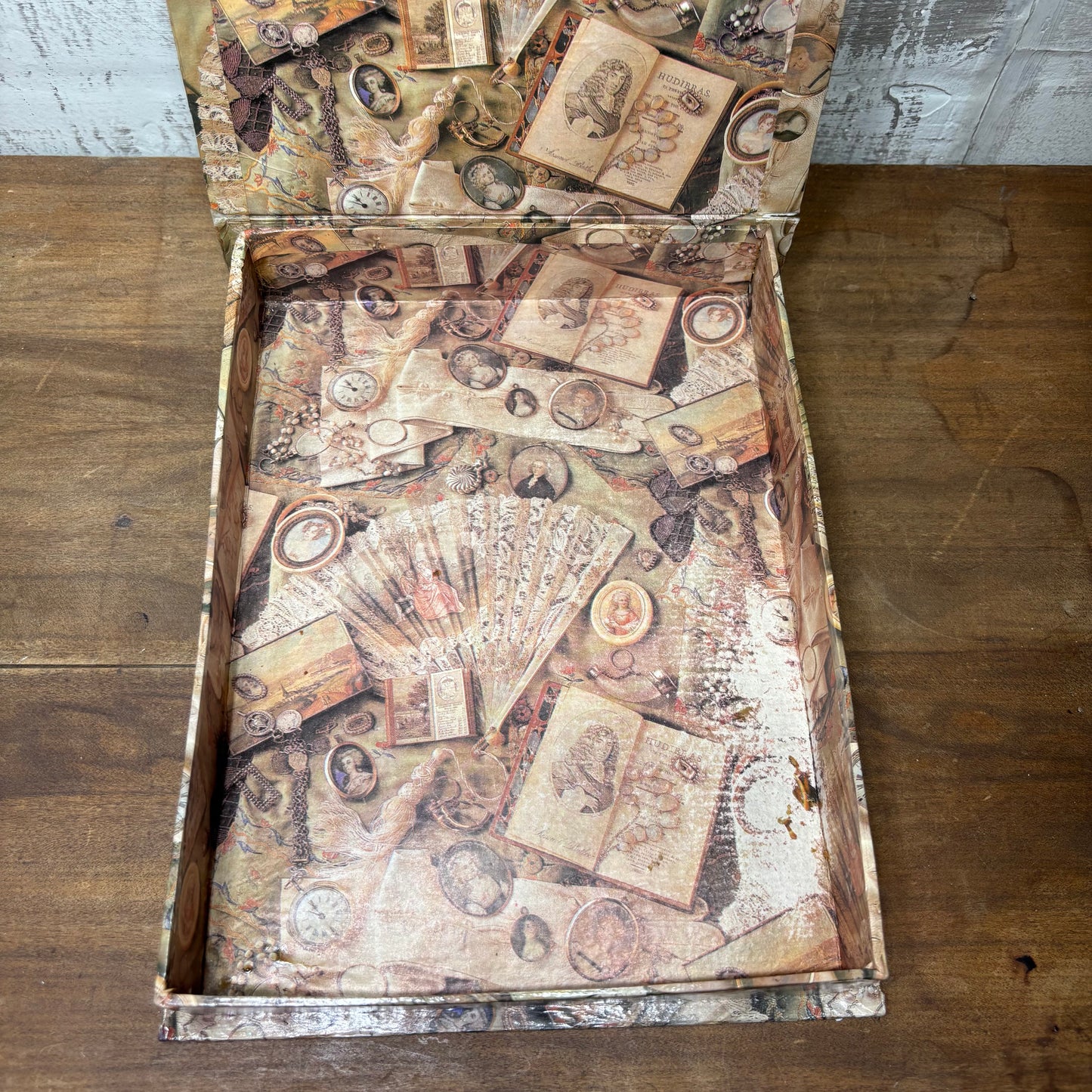 Vintage Angel Cherub Storage Box