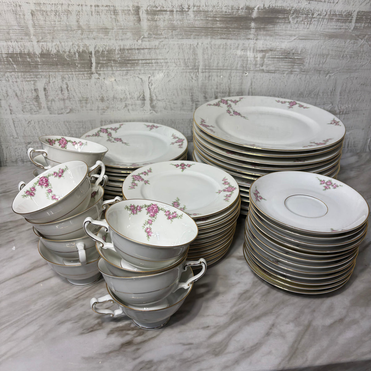 Vintage Rosalinda Heinrich (H&Co) Selb Bavaria Porcelain Dinnerware China Set