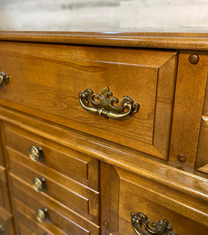 Vintage Meredith 3pc Dresser Set