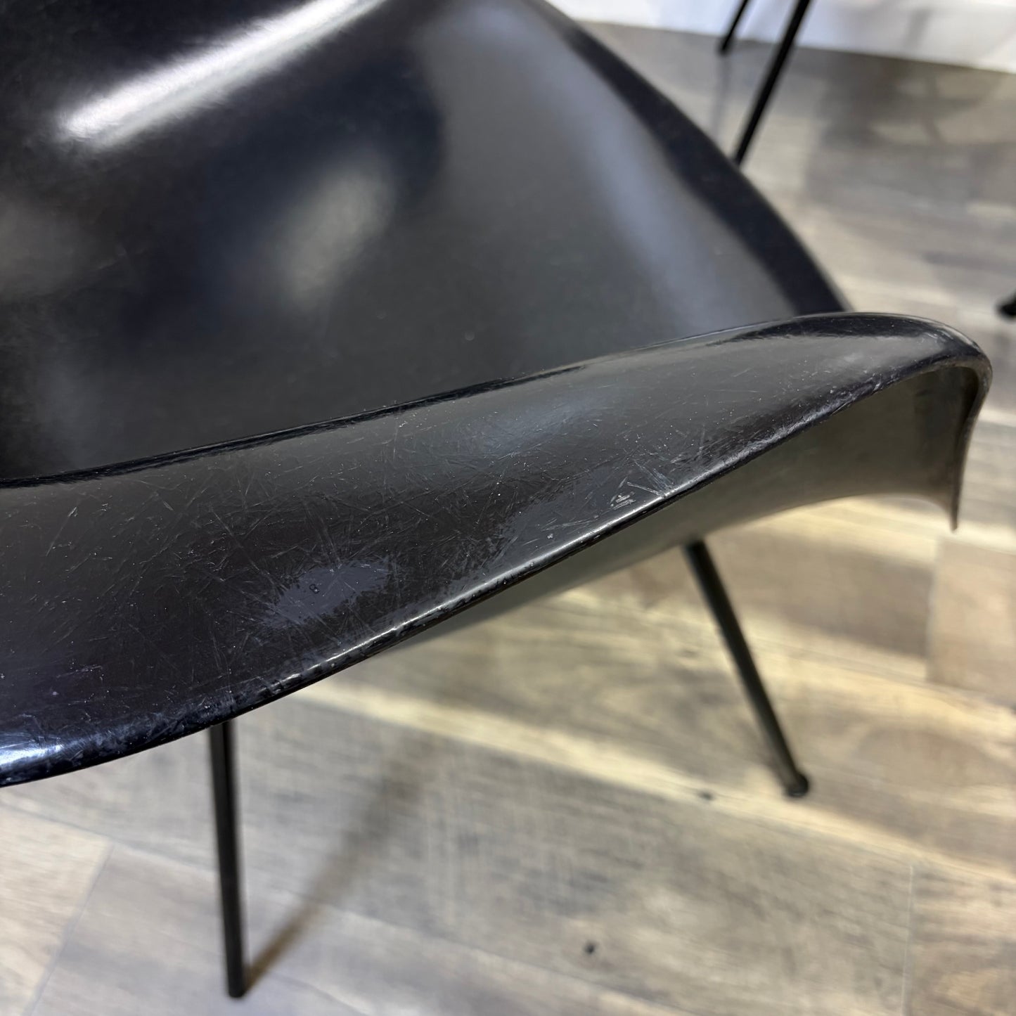 Set Of 6 Herman Miller Eames Chairs