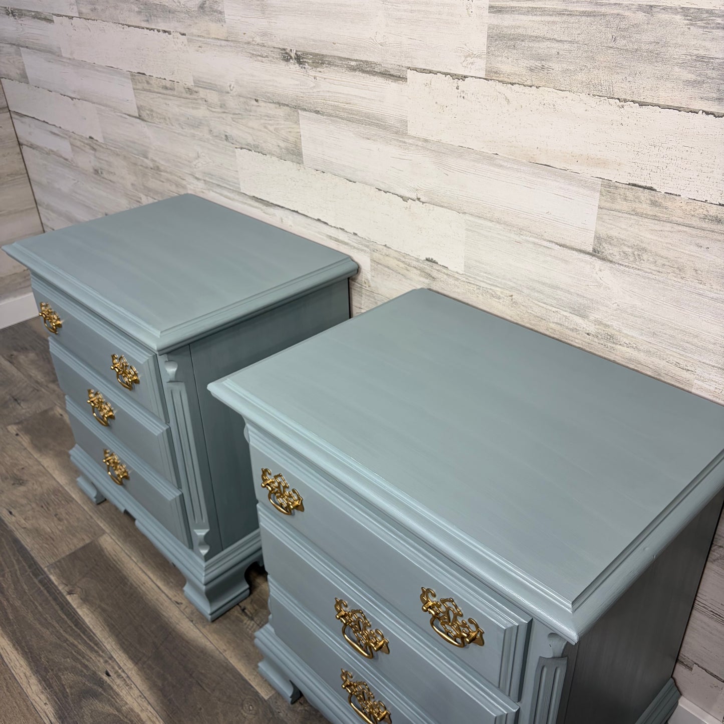 Set Of 2 Blue Gray Nightstands
