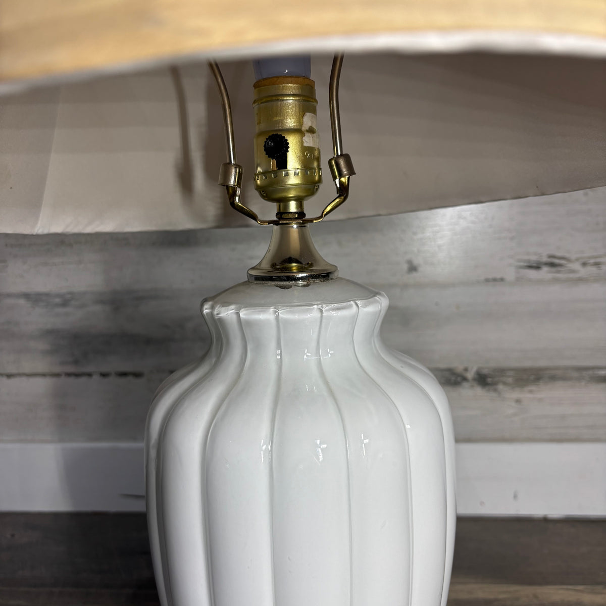 Vintage White Glass Table Lamp