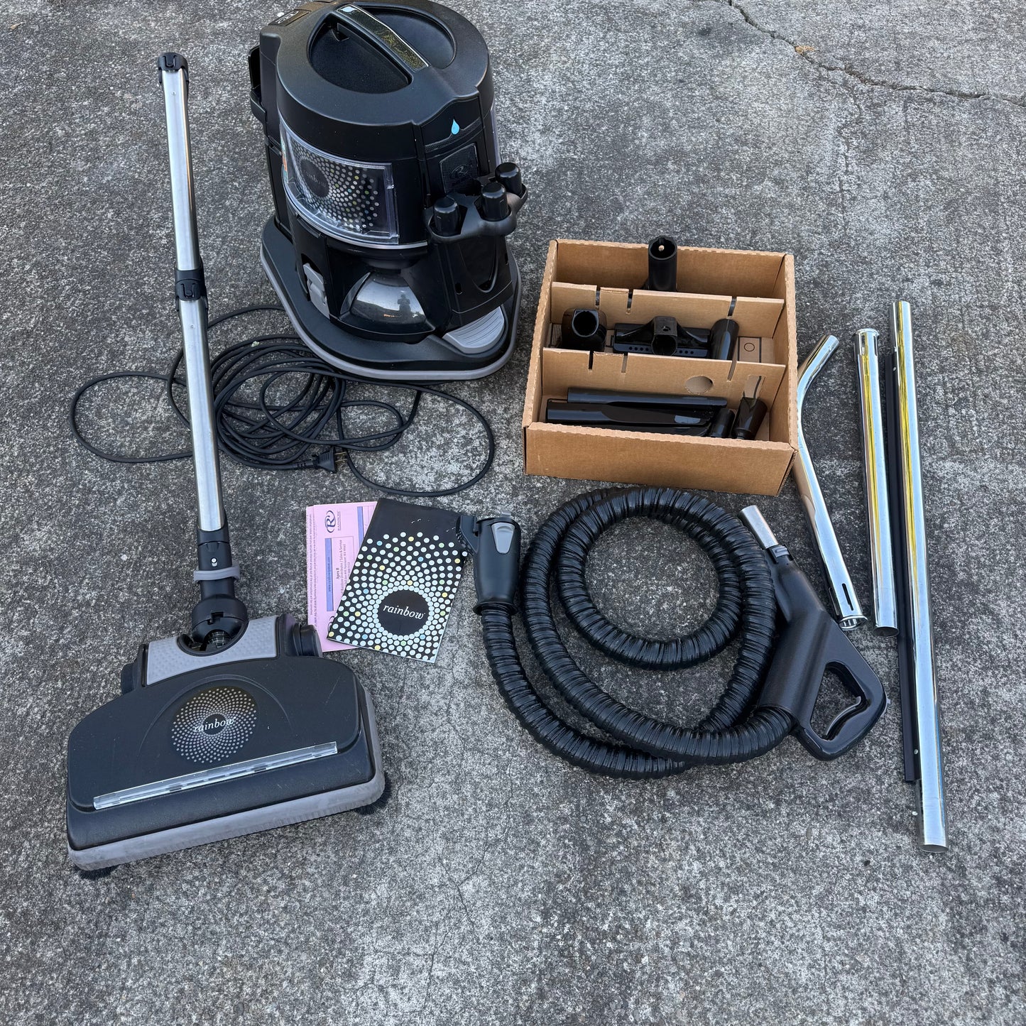 Rainbow E-2 Blk Canister Vacuum With Power Nozzle and Attachments