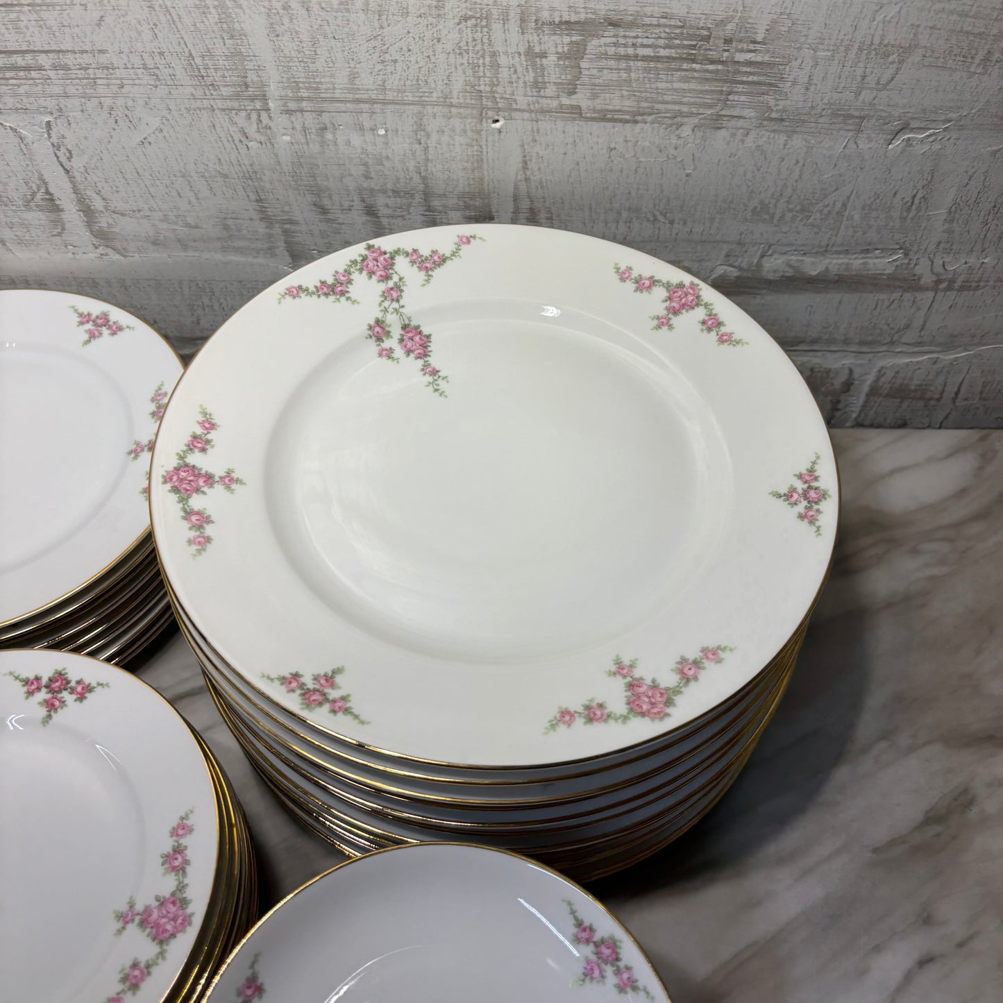 Vintage Rosalinda Heinrich (H&Co) Selb Bavaria Porcelain Dinnerware China Set