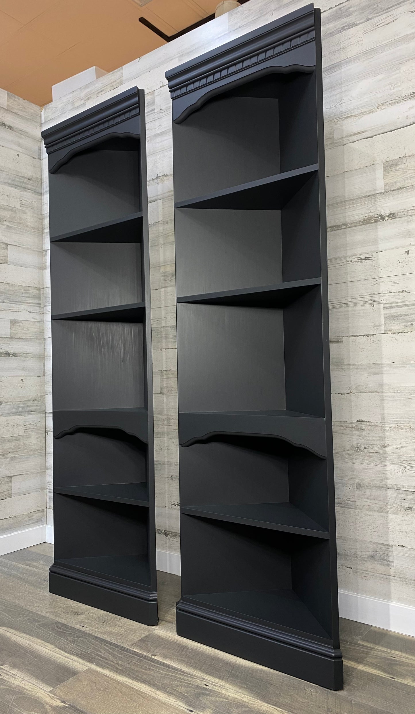 Set Of 2 Corner Bookshelves
